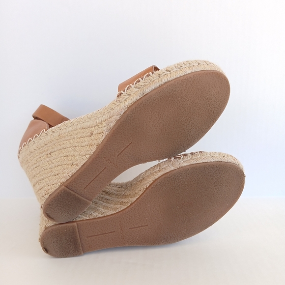 Dolce Vita Noor Espadrille Wedge Leather Sandals - Picture 9 of 11
